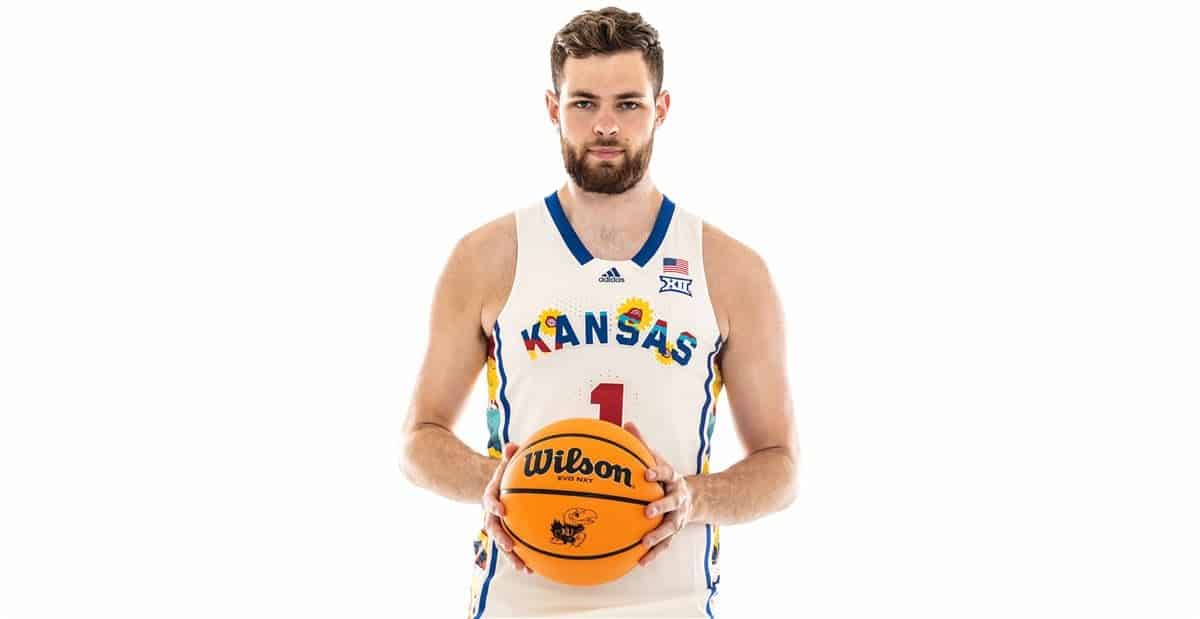 Hunter Dickinson - Kansas